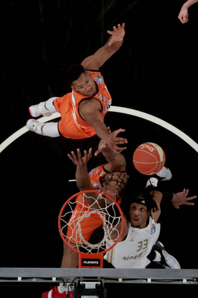 引发巨大争 引发巨大争