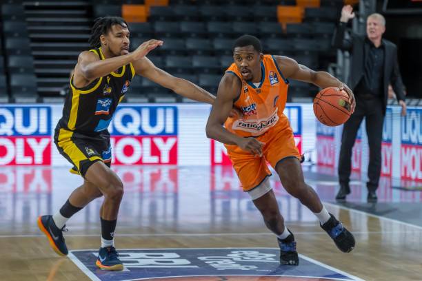 篮网无意给 篮网无意给