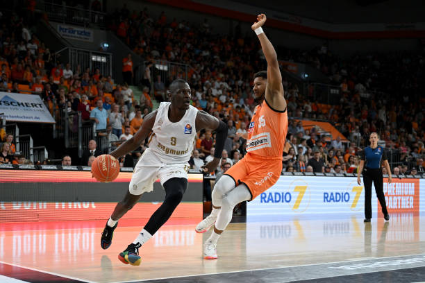 如米卡尔 如米卡尔